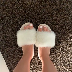 White fluffy slides